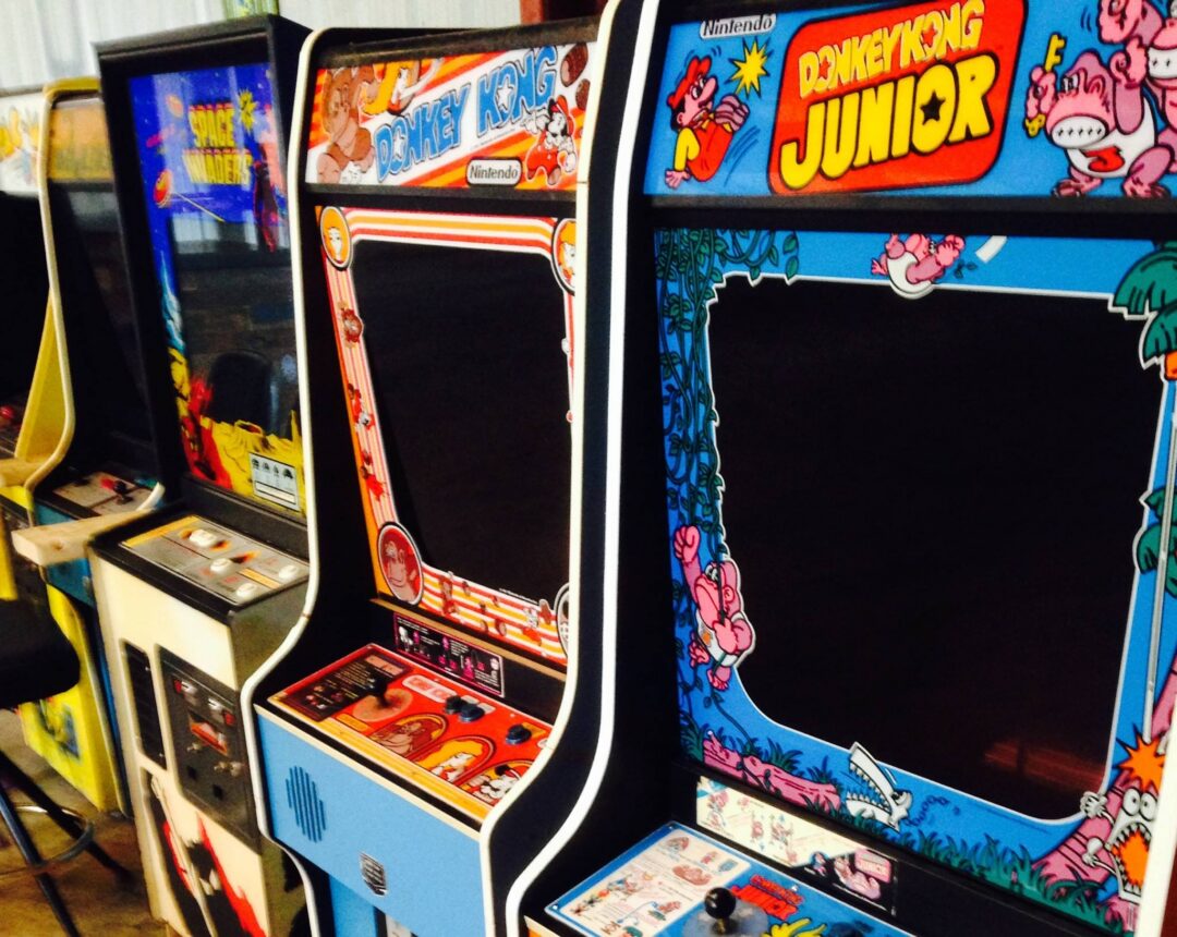 Brash arcade qt4yn4