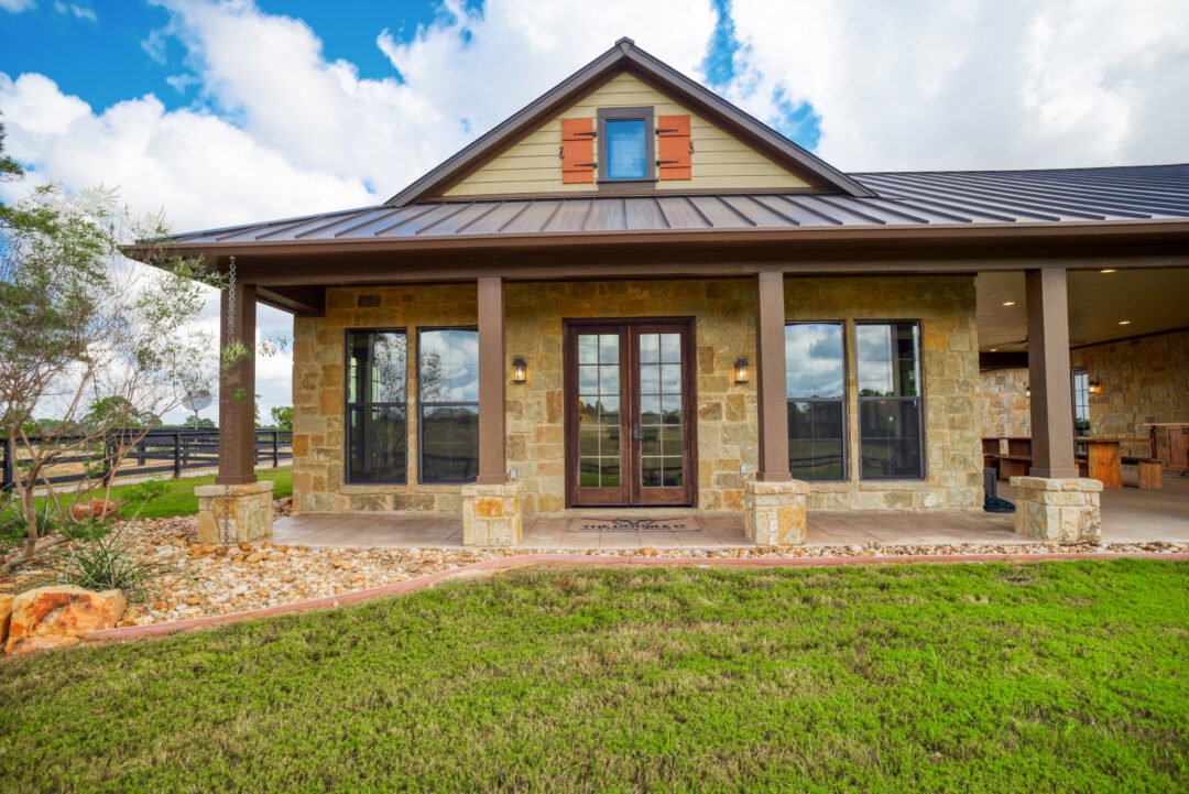 A one-story guest house in Texas.