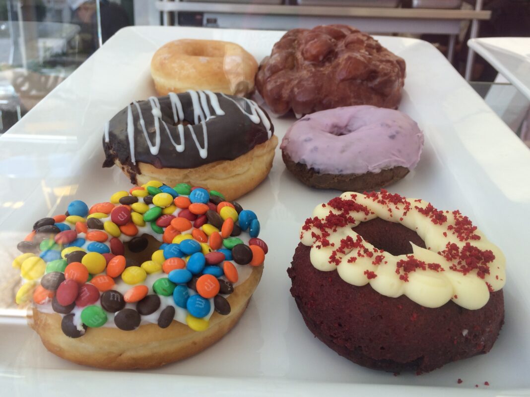 Fried Day: Lee’s Fried Chicken and Donuts Fried Day: Lee’s Fried Chicken and Donuts