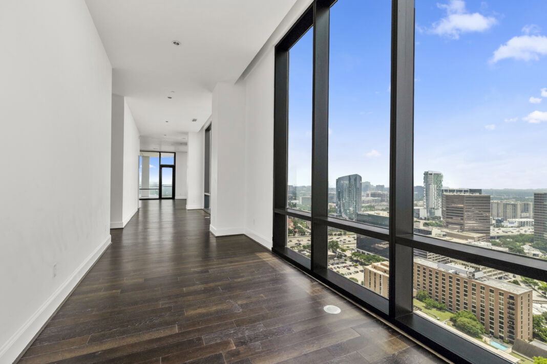 A Galleria Penthouse with All the Views A Galleria Penthouse with All the Views