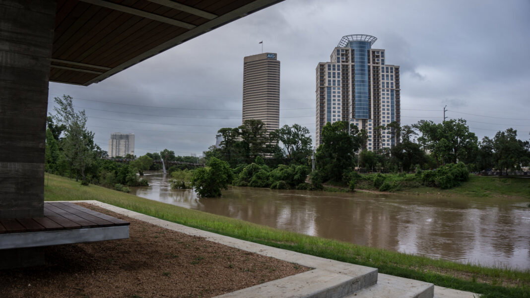 The Tide Turns on Buffalo Bayou The Tide Turns on Buffalo Bayou