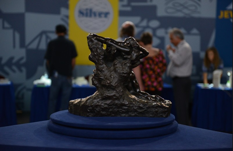 Houston Family Scores Big on <em>Antiques Roadshow</em> Houston Family Scores Big on <em>Antiques Roadshow</em>