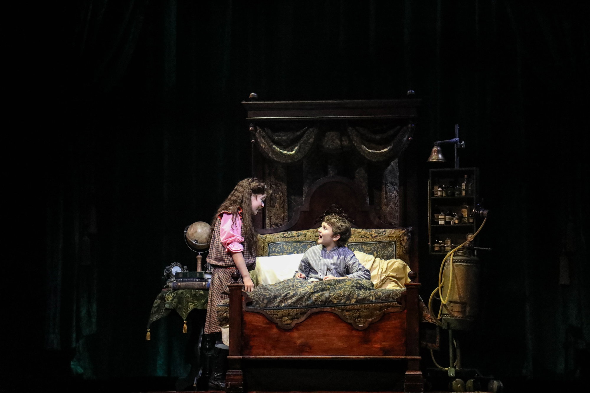 Tuts tsg bea corley as mary lennox and julian lammey as colin craven photo credit melissa taylor ymiqdc